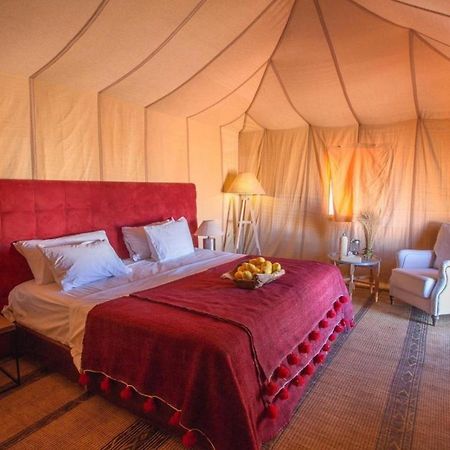 Sahara family camp Merzouga Bagian luar foto