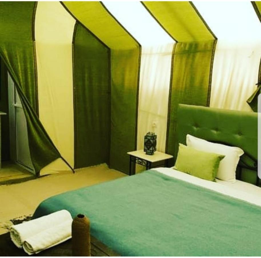 Sahara family camp Merzouga Bagian luar foto