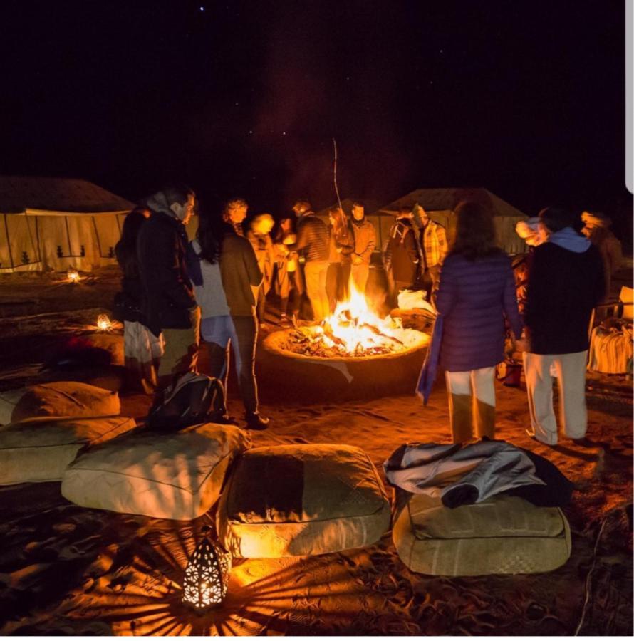 Sahara family camp Merzouga Bagian luar foto